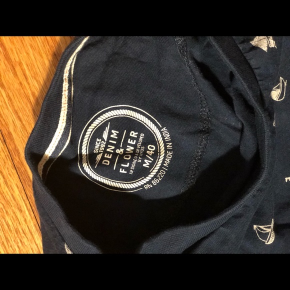 Boat tee - Picture 2 of 2